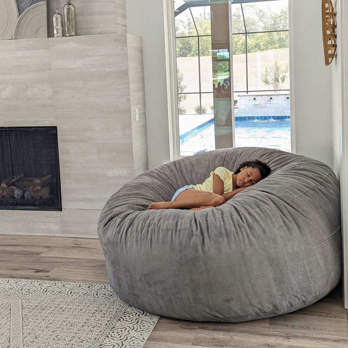 Pouf Géant Chenille