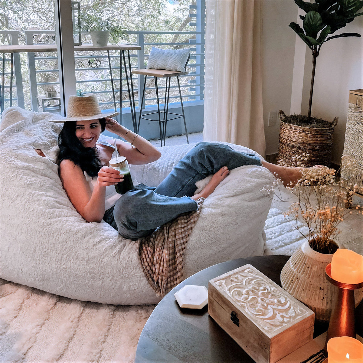 Pouf Long Fausse Fourrure
